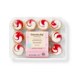 Spring Mini Strawberry Ribbon Cupcakes - 10oz/12ct - Favorite Day™