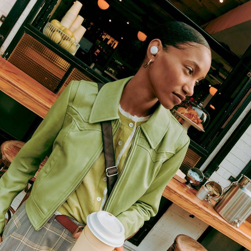 slide 8 of 12, Bose QuietComfort Wireless Noise Cancelling Bluetooth Earbuds - White Smoke, 1 ct