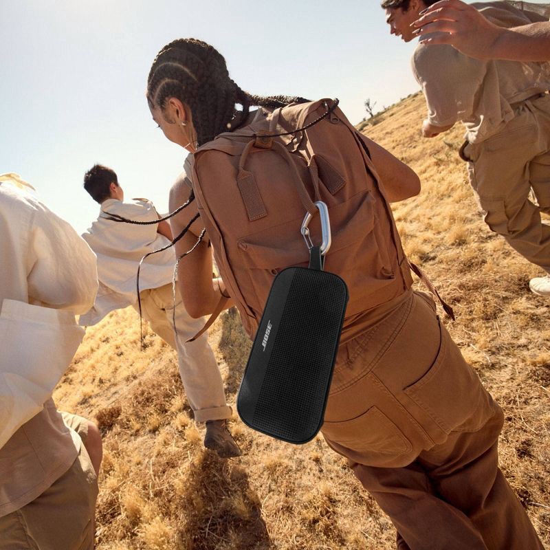 slide 7 of 10, Bose SoundLink Flex Portable Bluetooth Waterproof Speaker (2nd Gen) - Black, 1 ct