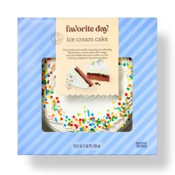 Chocolate and Vanilla Ice Cream Cake with Fudge and Cookie Layer - 25 fl oz - Favorite Day™