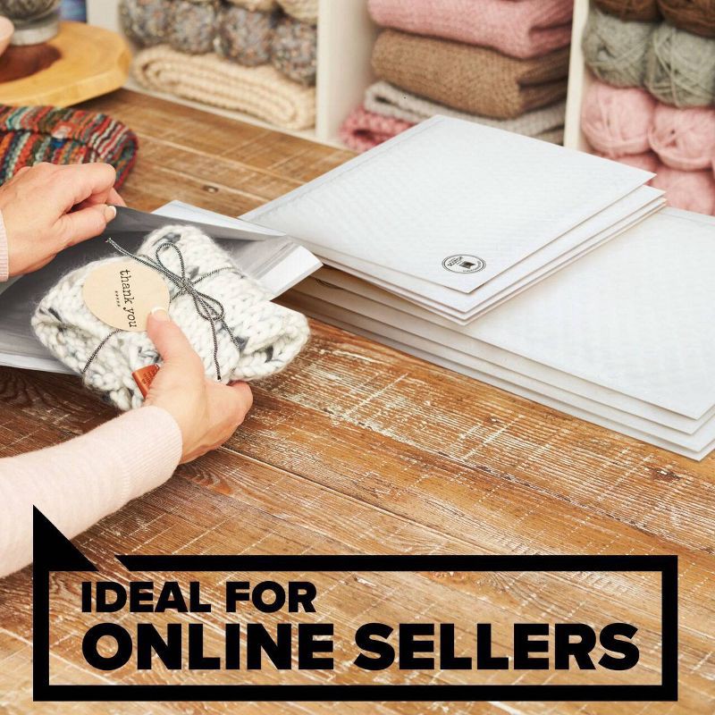 slide 5 of 9, Scotch 10.5"x15" Poly Bubble Mailer White, 1 ct