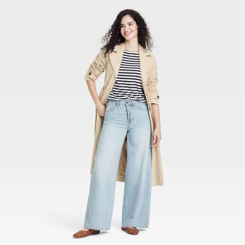 slide 3 of 3, Women's Mid-Rise Super Baggy Wide Leg Jeans - Universal Thread™ Light Wash 6: Relaxed Fit, Denim, 32" Inseam, 1 ct