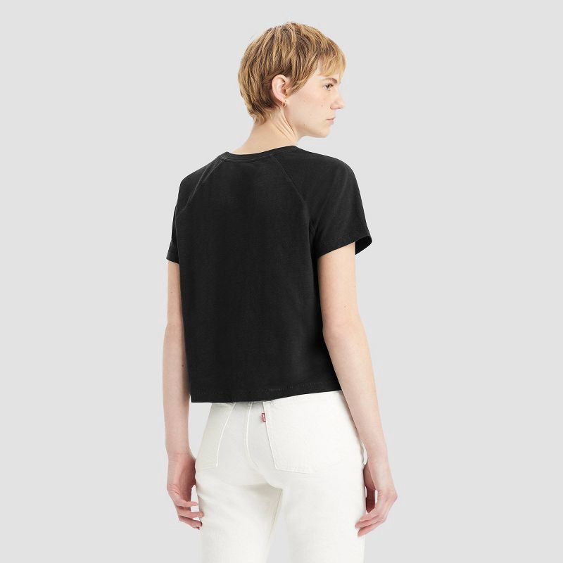 slide 2 of 2, Levi's® Women's Game Day T-Shirt - Caviar S: Lightweight Cotton Knit, Crew Neck, Raglan Short Sleeve, 1 ct