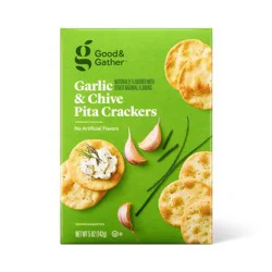 Garlic Naturally Flavored with Other Natural Flavors and Chive Pita Cracker - 5oz - Good & Gather™