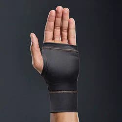 Tommie Copper Sport Compression Wrist Sleeve - S/M: Supports & Braces for Adults