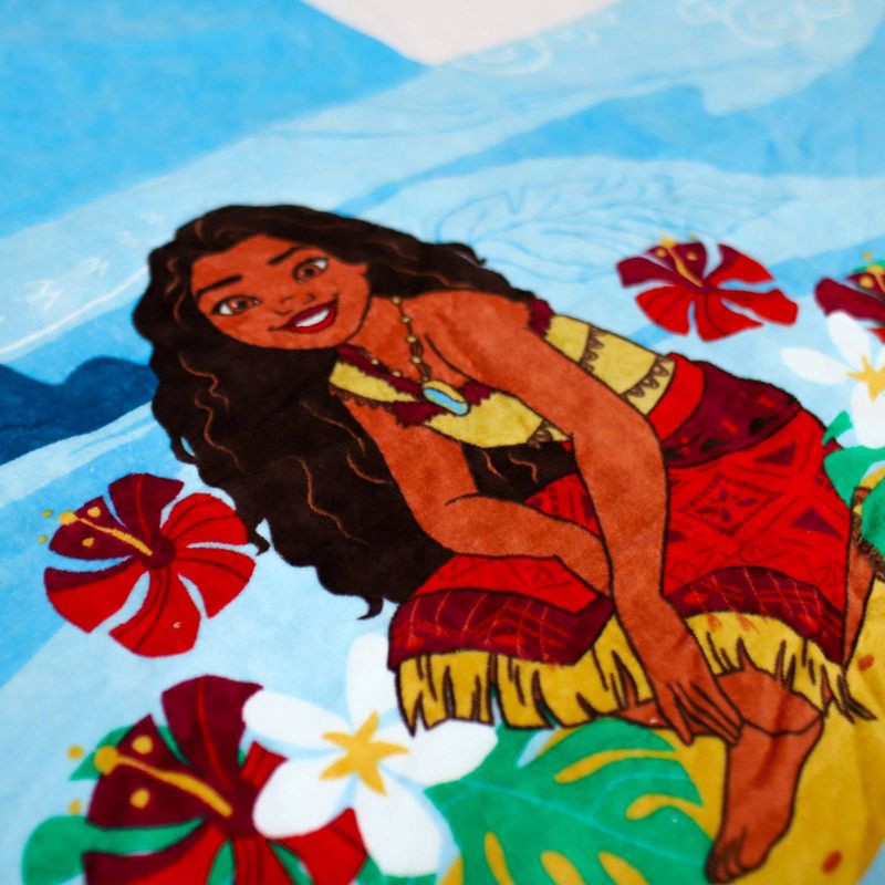 slide 3 of 3, Moana Kids' Hooded Towel, 1 ct