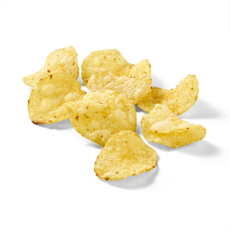 slide 3 of 4, Maui Onion Kettle Cooked Potato Chips - 8oz - Good & Gather™, 8 oz