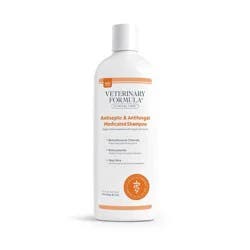 Veterinary Formula Clinical Care Skin and Coat Antiseptic and Antifungal Medicated Shampoo for Cats and Dogs - 16 fl oz
