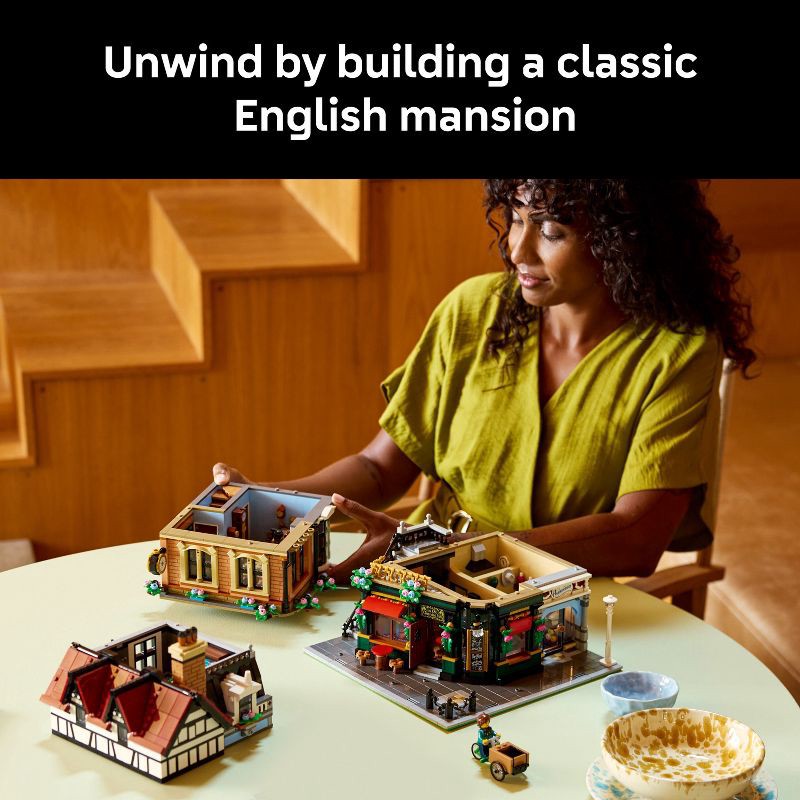 slide 3 of 7, LEGO Icons Tudor Corner Building Kit for Adults 10350, 1 ct