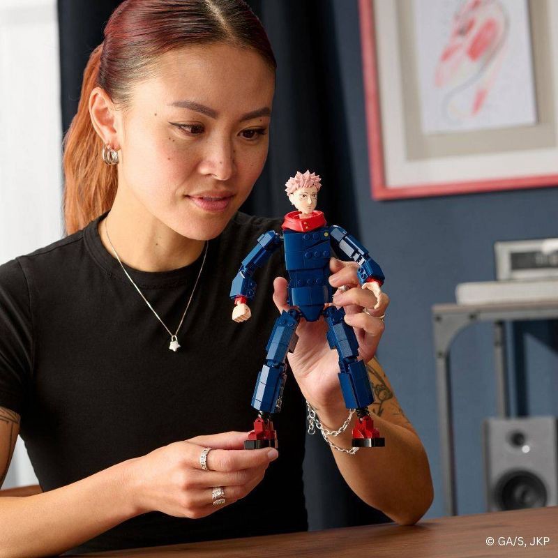 slide 11 of 17, BLDR Jujutsu Kaisen Yuji Itadori Buildable Action Figure Construction Set - 298pc, 298 ct