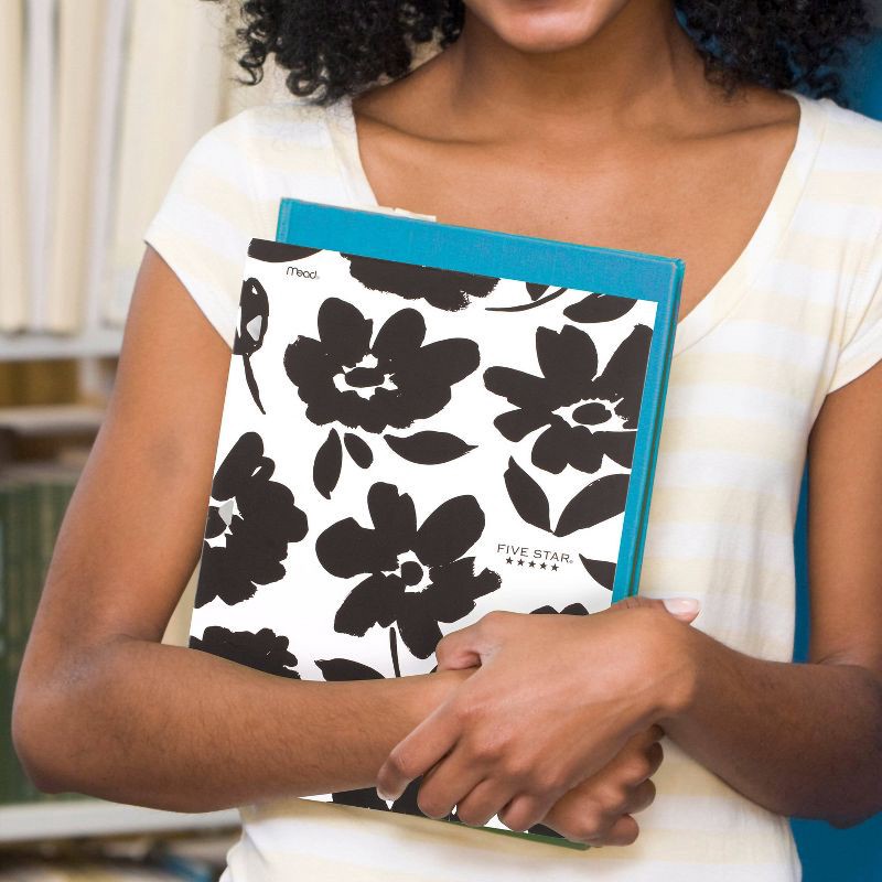 slide 6 of 6, Five Star Fashion 4 Pocket Paper Folder Black and White Floral, School Supplies, 1 ct