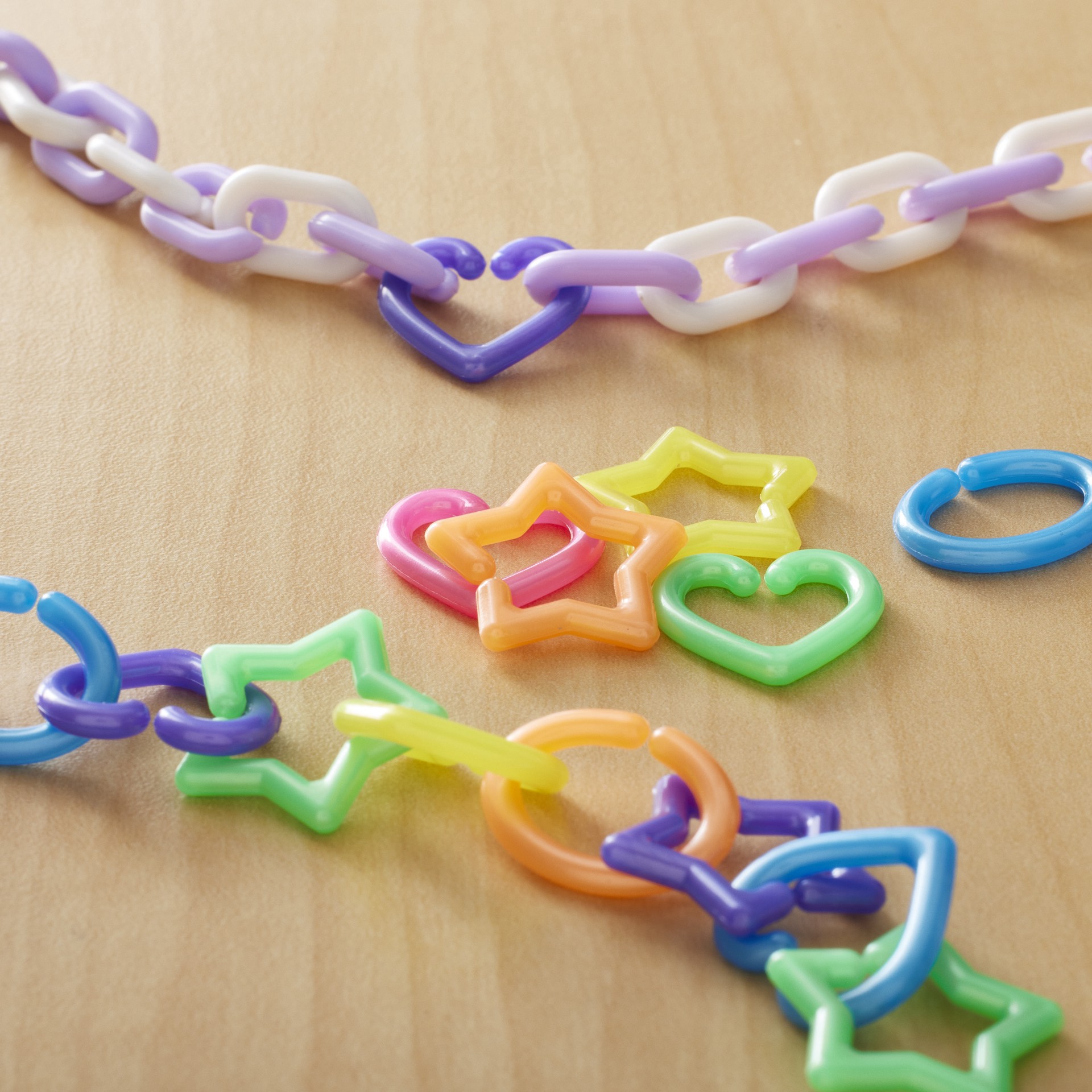 slide 2 of 5, Bright Pearl Mixed Shape Chain Links By Creatology, 13 mm