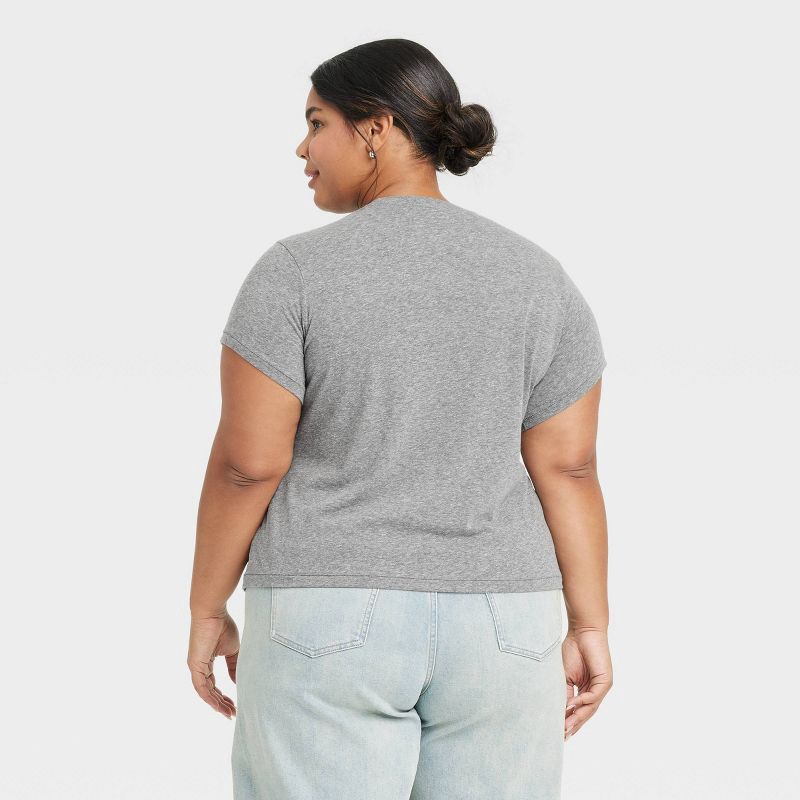 slide 2 of 4, Women's Short Sleeve Crewneck T-Shirt - Universal Thread™ Light Heather Gray XXL: Relaxed Fit, Crew Neck, Midweight Jersey, 1 ct