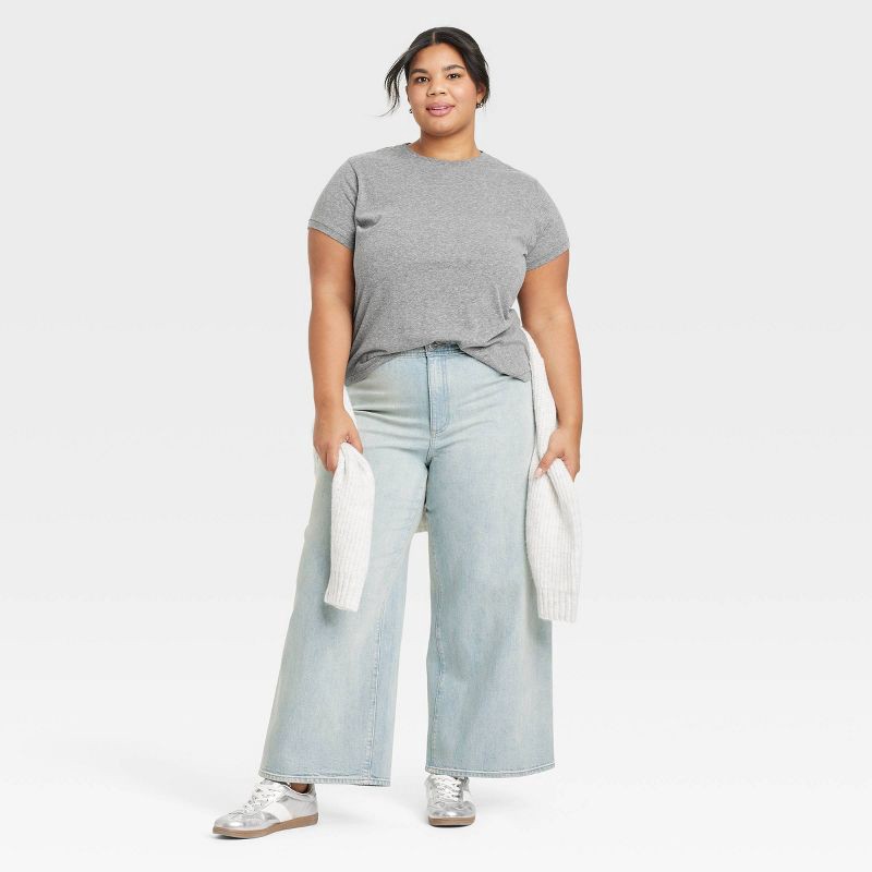 slide 3 of 4, Women's Short Sleeve Crewneck T-Shirt - Universal Thread™ Light Heather Gray XXL: Relaxed Fit, Crew Neck, Midweight Jersey, 1 ct