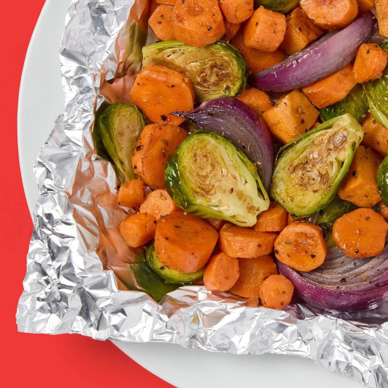 slide 2 of 3, Heavy Duty Wide Aluminum Foil - 75 sq ft - up&up™, 75 sq ft