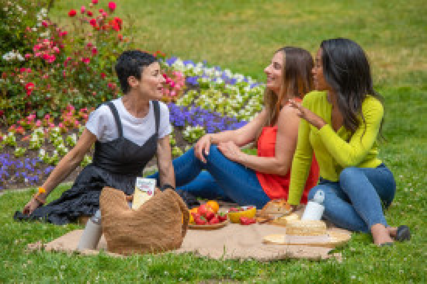 slide 5 of 6, Estroven Complete Multi-Symptom Menopause Relief 28 Caplets, 28 ct