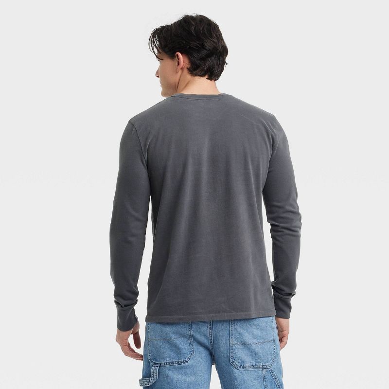 slide 2 of 3, Men's Vintage Long Sleeve Pocket T-Shirt - Goodfellow & Co™ Gray L, 1 ct