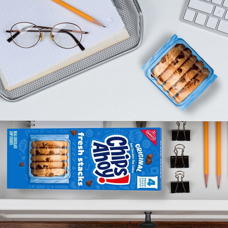 slide 7 of 16, Chips Ahoy! Fresh Stacks Original Chocolate Chip Cookies Travel Snacks - 7.65oz, 7.76 oz