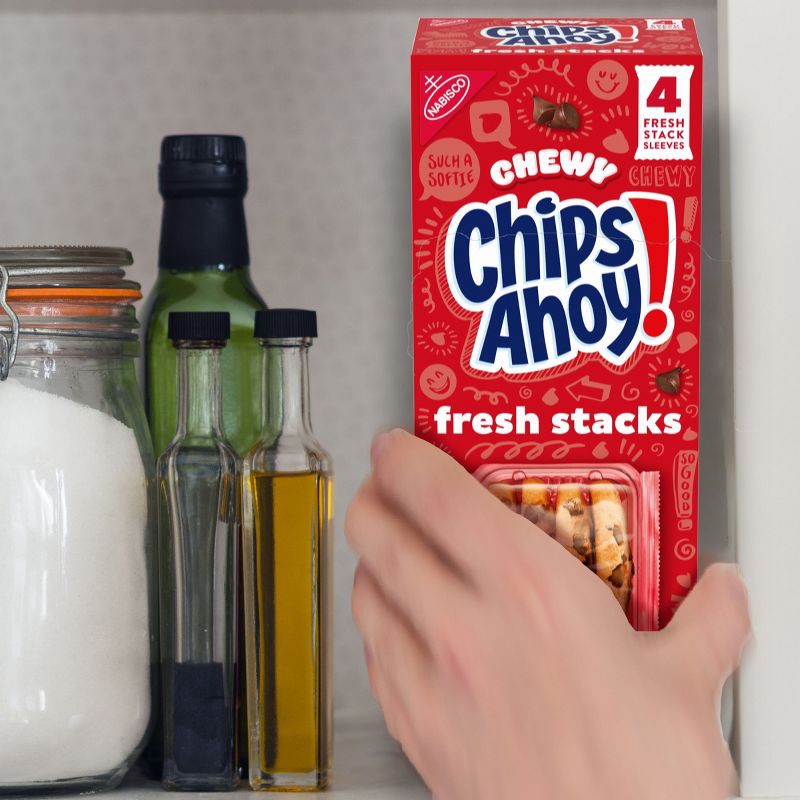 slide 8 of 15, Chips Ahoy! Fresh Stacks Chewy Chocolate Chip Cookies - 8.67oz, 8.66 oz