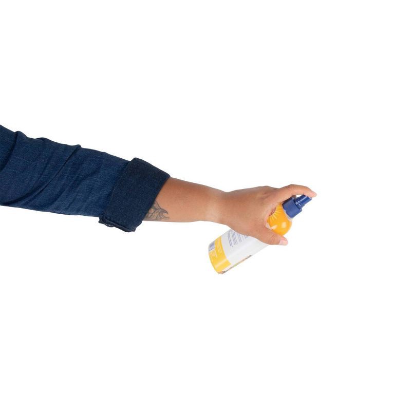 slide 3 of 4, Arm & Hammer Itch Relief Peppermint Scented Dog Spray - 8 fl oz, 8 fl oz