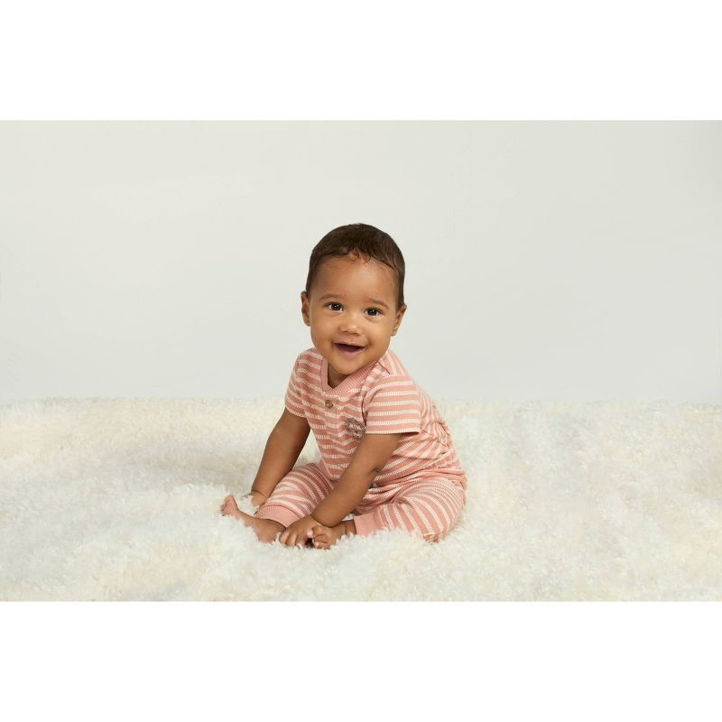 slide 7 of 11, Huggies Baby Giraffe Striped Short Sleeve Bodysuit & Pants Set - 6M: Organic Cotton Knit, Crotch Snap, 1 ct