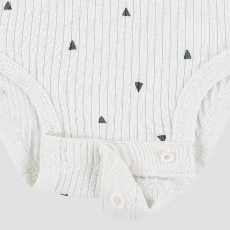 slide 6 of 9, Huggies Baby 3pk Giraffes Short Sleeve Bodysuit - Neutral 12M: Organic Cotton Knit, Crotch Snap Closure, 3 ct