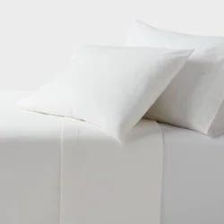 Queen Christmas Ultra Soft Flannel Sheet Set White - Threshold™