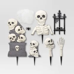 22" Bones Scene Setter Halloween Decorative Prop Kit - Hyde and EEK! Boutique™