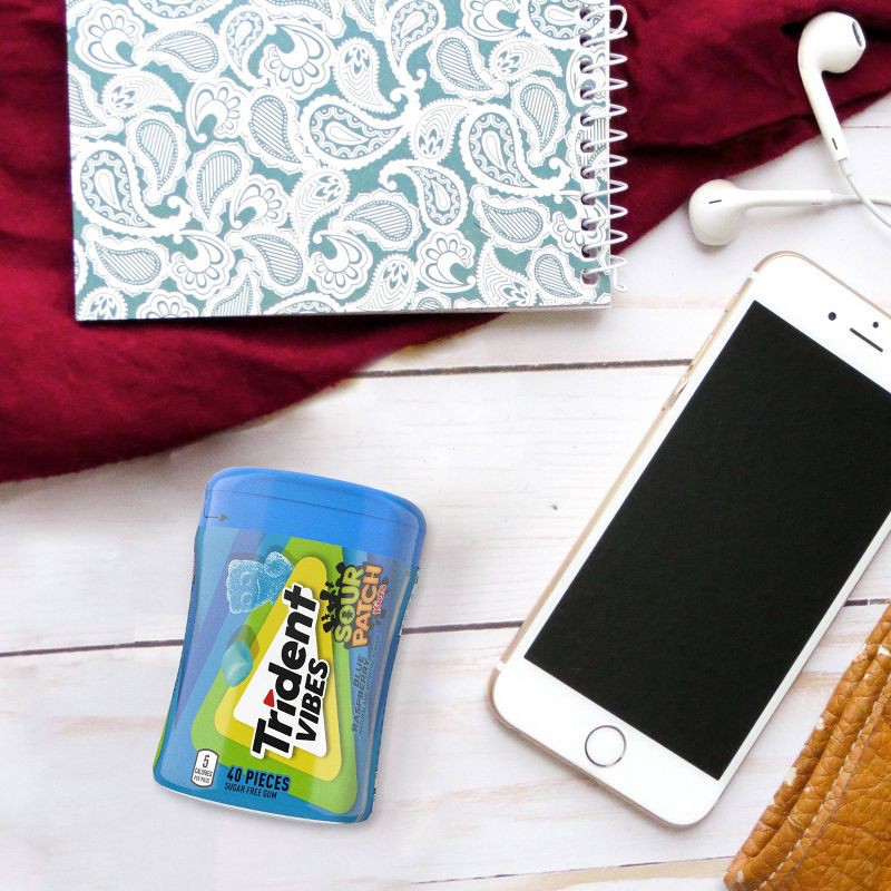 slide 9 of 10, Trident Vibes Sour Patch Kids' Blue Raspberry Chewing Gum - 3.245oz, 3.245 oz