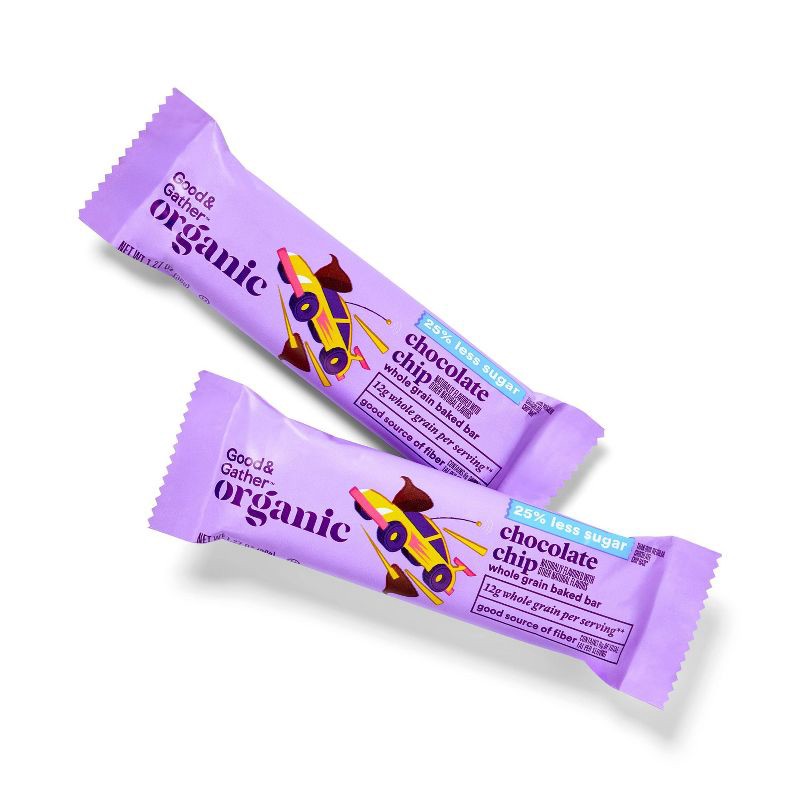 slide 3 of 5, Organic 25% Less Sugar Chocolate Chip Whole Grain Baked Bars - 15.24oz - Good & Gather™, 15.24 oz