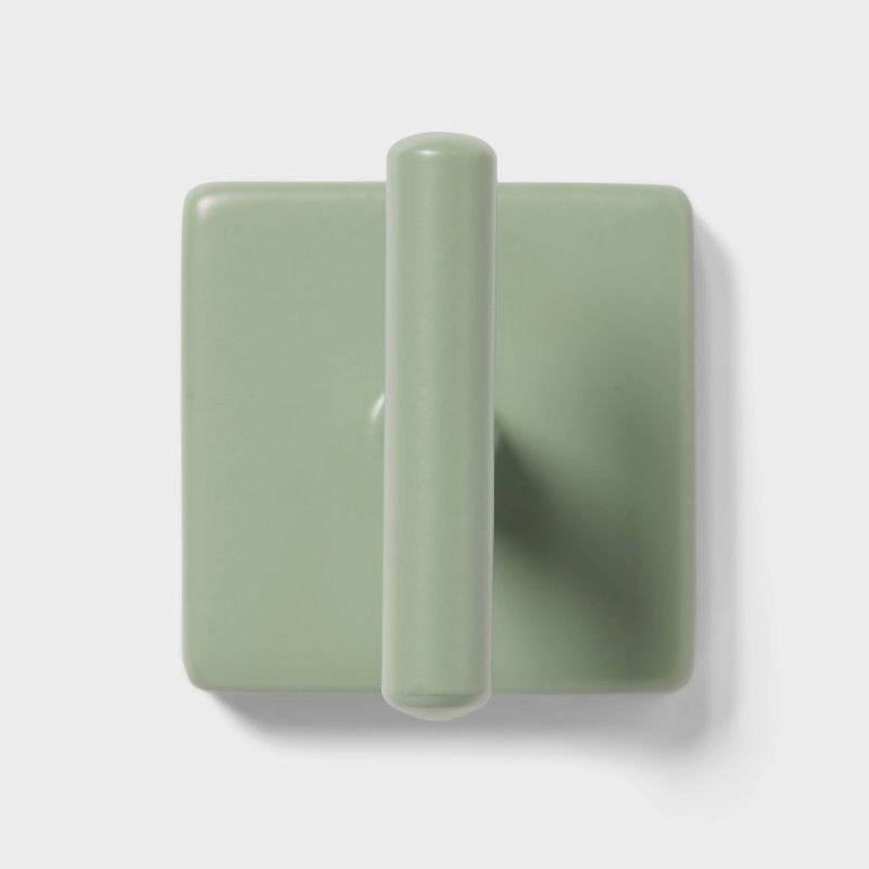 slide 3 of 3, Single Magnet - Green - Brightroom™, 1 ct