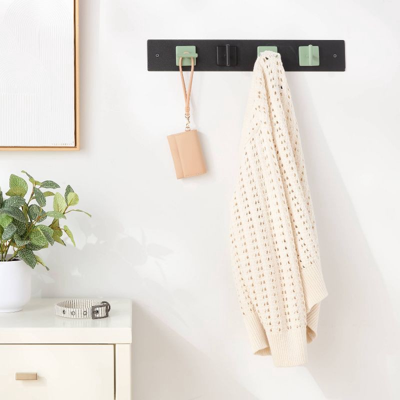 slide 2 of 3, Single Magnet - Black - Brightroom™, 1 ct