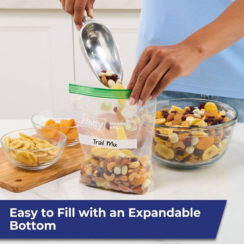 slide 6 of 6, Hefty XL Sandwich Expand and Fill Food Storage Bags - 130ct, 130 ct