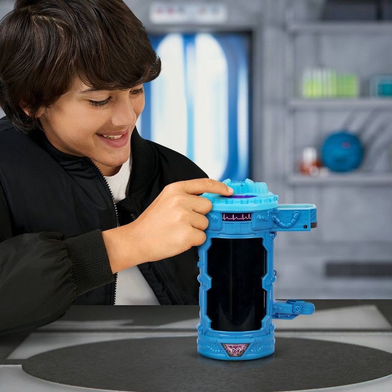 slide 5 of 9, MrBeast Lab Mutators Mutation Chamber Lightning Panther Action Figure, 1 ct