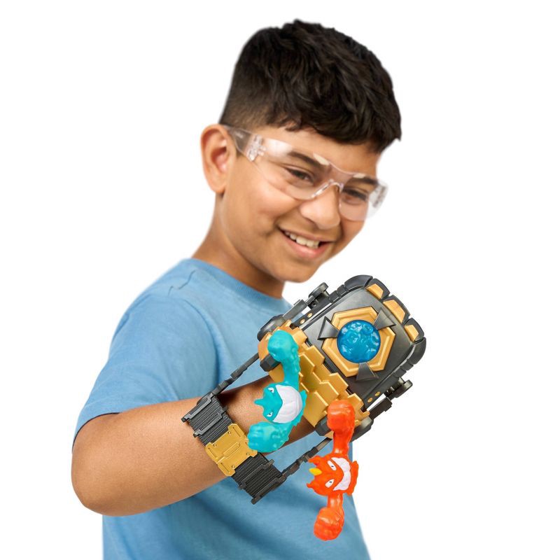 slide 4 of 10, Heroes of Goo Jit Zu Goo-Slingers Mega Launcher, 1 ct