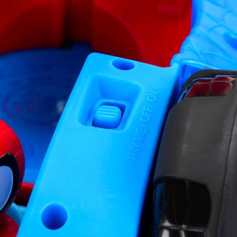 slide 7 of 9, Spidey and His Amazing Friends Deluxe Feature Team Spidey Flip & Reveal Cruiser Toy Vehicle, 1 ct