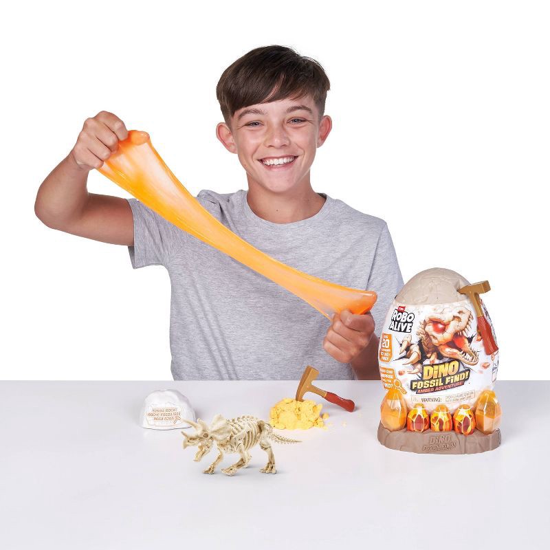 slide 7 of 8, Robo Alive Fossil Find Amber Adventure by ZURU: Dinosaur Figure Playset with 6 Pieces, 6 ct