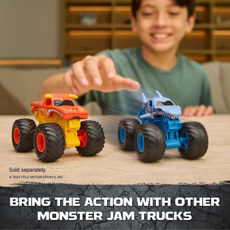 slide 8 of 8, Monster Jam Smash and Bash Toy Vehicle Playset, 1 ct
