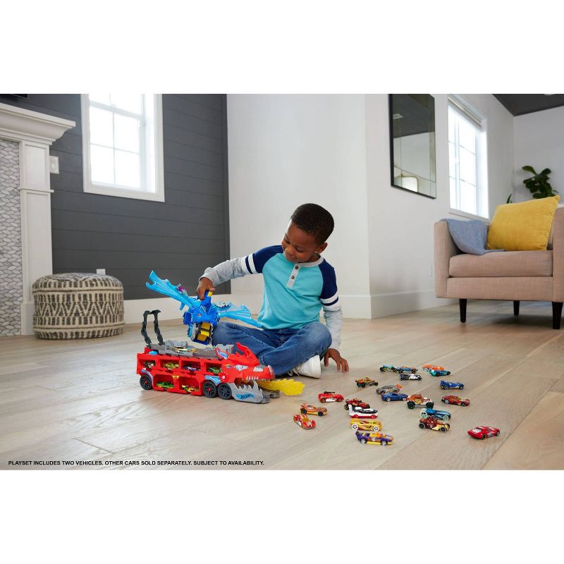 slide 13 of 17, Hot Wheels City Ultimate Dragon Hauler Toy Vehicle Playset - 4pk, 4 ct