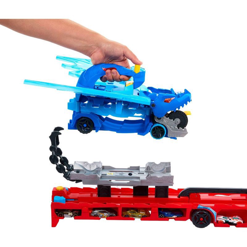 slide 11 of 17, Hot Wheels City Ultimate Dragon Hauler Toy Vehicle Playset - 4pk, 4 ct