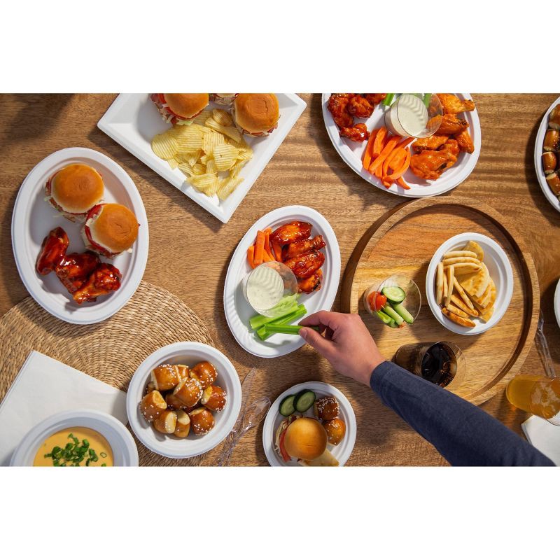 slide 3 of 4, Chinet Classic Platter 7 1/2" X 10" - 22ct, 22 ct