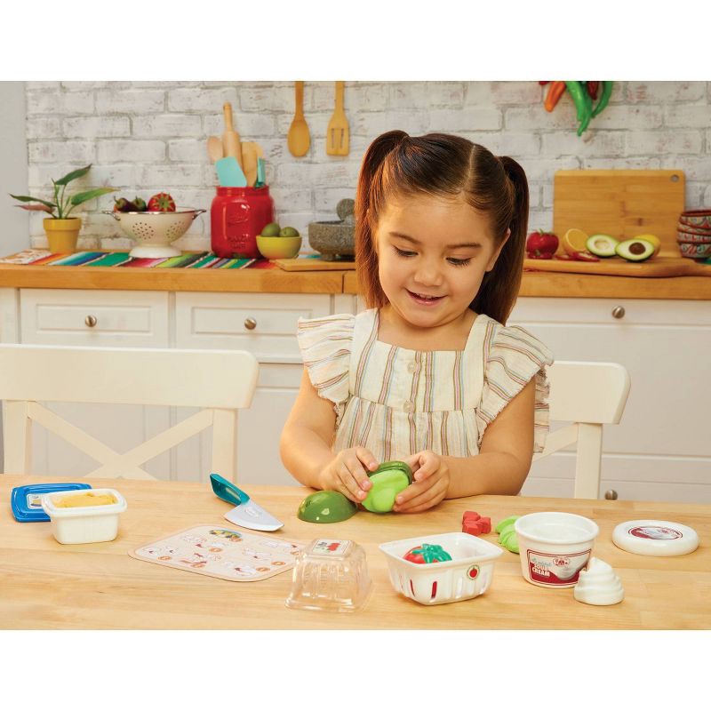 slide 5 of 6, Little Tikes Creative Chefs Nacho Kit with Make-It Mix Play Sand 22 Accessories: Pretend Housekeeping & Play Food Set, 1 ct