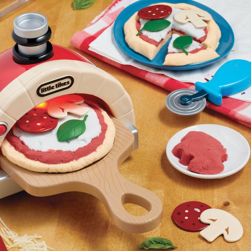 slide 6 of 6, Little Tikes Creative Chefs Pizza Kit with Special Make-It Mix Play Sand 18+ Accessories, 1 ct