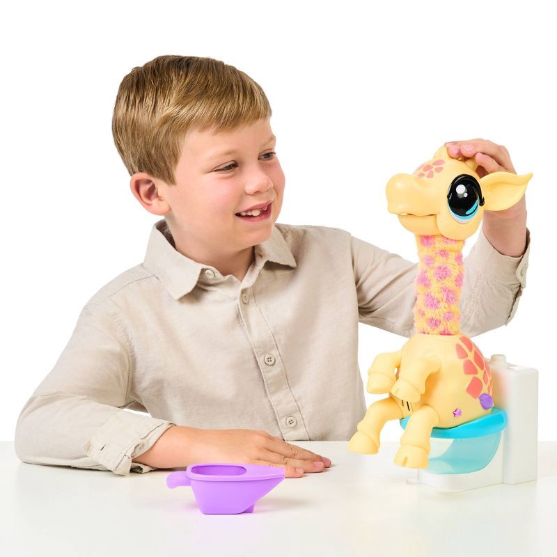 slide 11 of 11, Little Live Pets Gotta Go Giraffe - Gigi, 1 ct