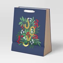 6ct Tissue and Joy Large Cub Christmas Gift Bag Bundle - Wondershop™