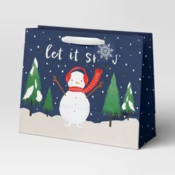 6ct Tissue and Snowman Large Vogue Christmas Gift Bag Bundle - Wondershop™