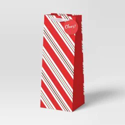 6ct Tissue and Red/White/Green Spirit Christmas Gift Bag Bundle - Wondershop™