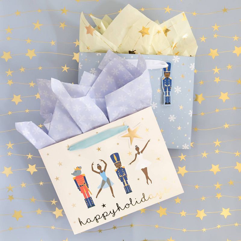 slide 4 of 4, Soular Powered 25ct Christmas Tissue Paper Snowflakes, 25 ct