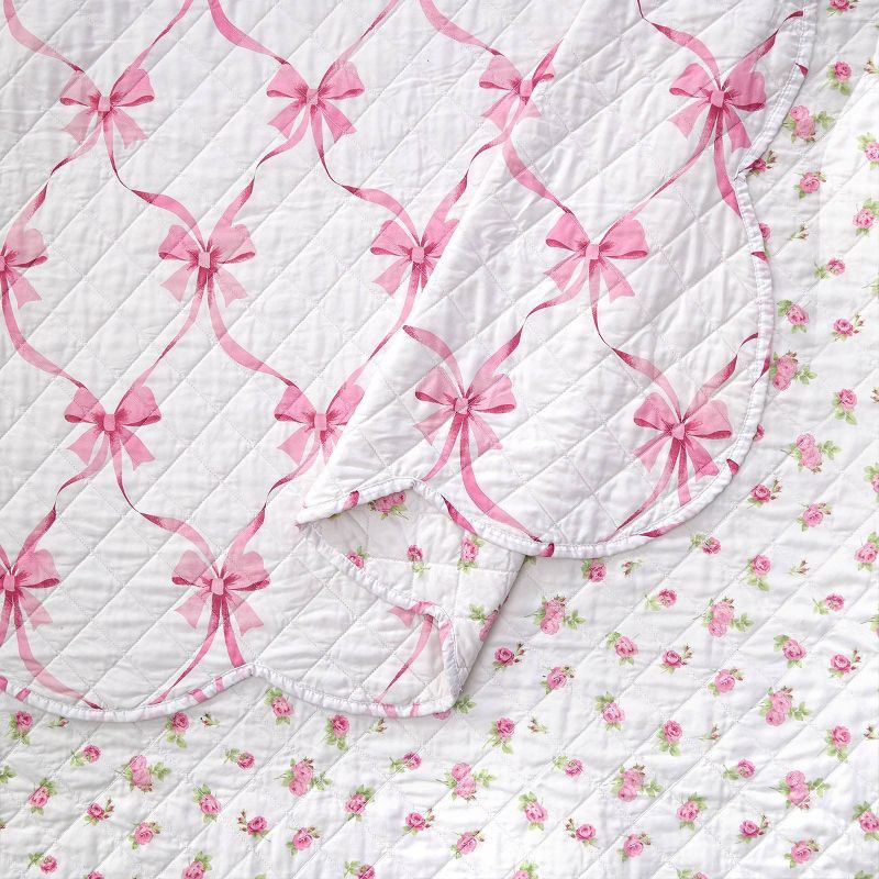 slide 4 of 5, Modern Heirloom Full/Queen Sweet Bows Quilt, 1 ct
