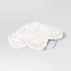 48" Christmas Dia Faux Fur Snowflake Shaped Tree Skirt - Wondershop™